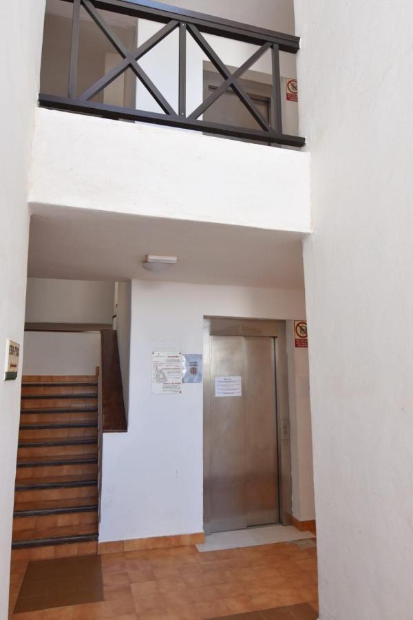 Casa Nicole Parque Santiago 2 Apartment Арона Екстериор снимка