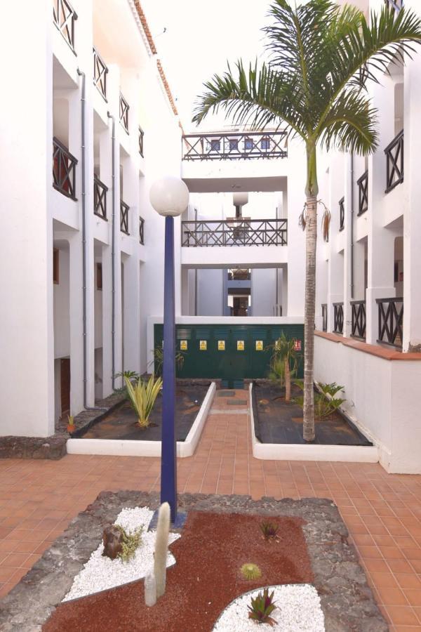 Casa Nicole Parque Santiago 2 Apartment Арона Екстериор снимка