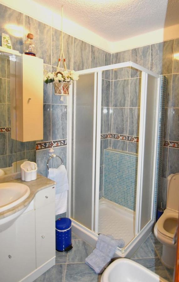 Casa Nicole Parque Santiago 2 Apartment Арона Екстериор снимка